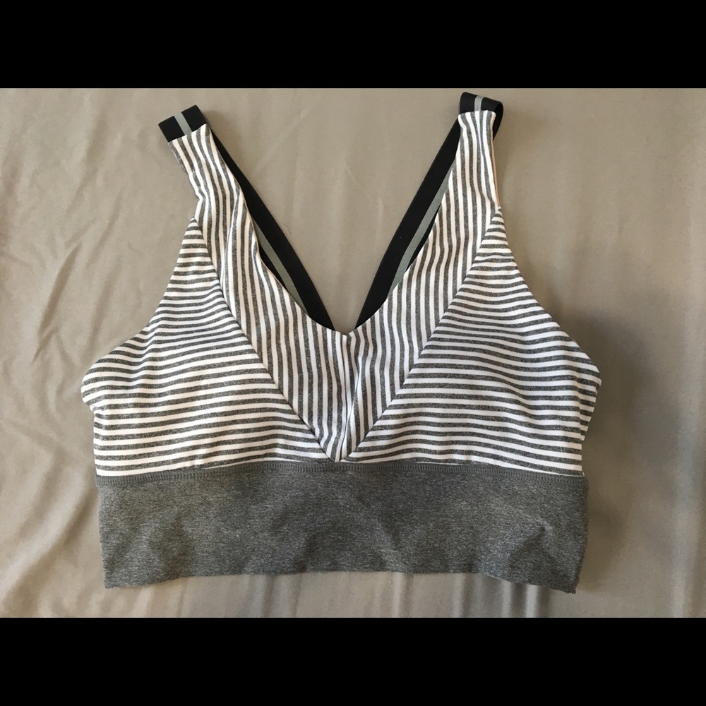 Sports bra by Mondetta